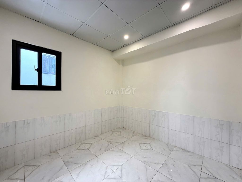 Tám Danh F4 Street rental house.