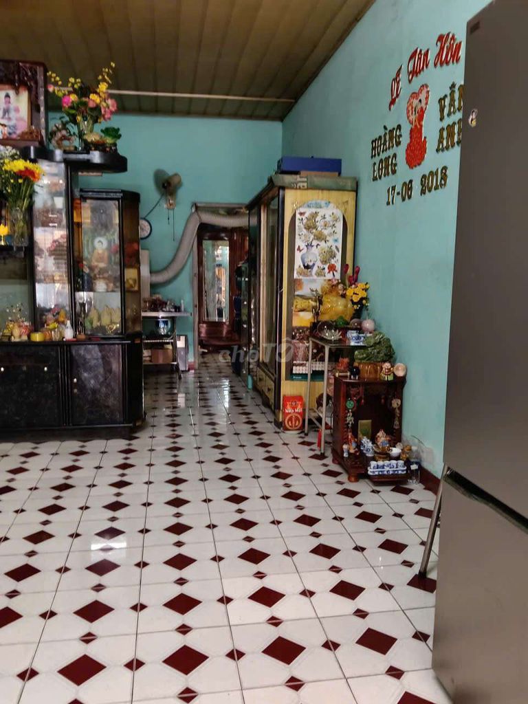 To rent a four-million-dollar-grade house.