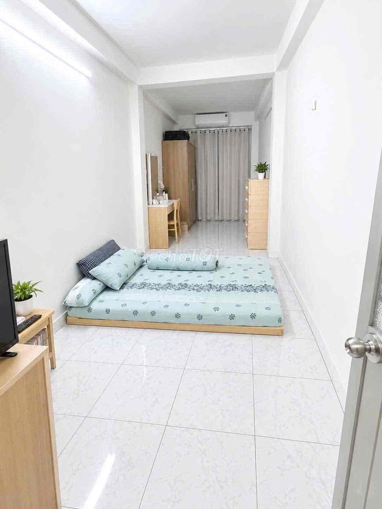 Rent an alleyway, cmt8, near the quiet market, three bedrooms, interior-13 million.