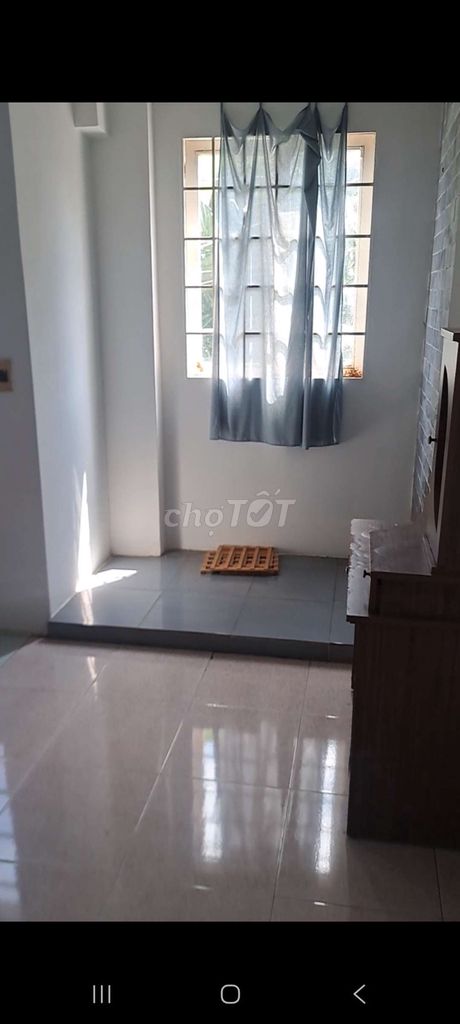 A fresh house, a quiet area, near the market.