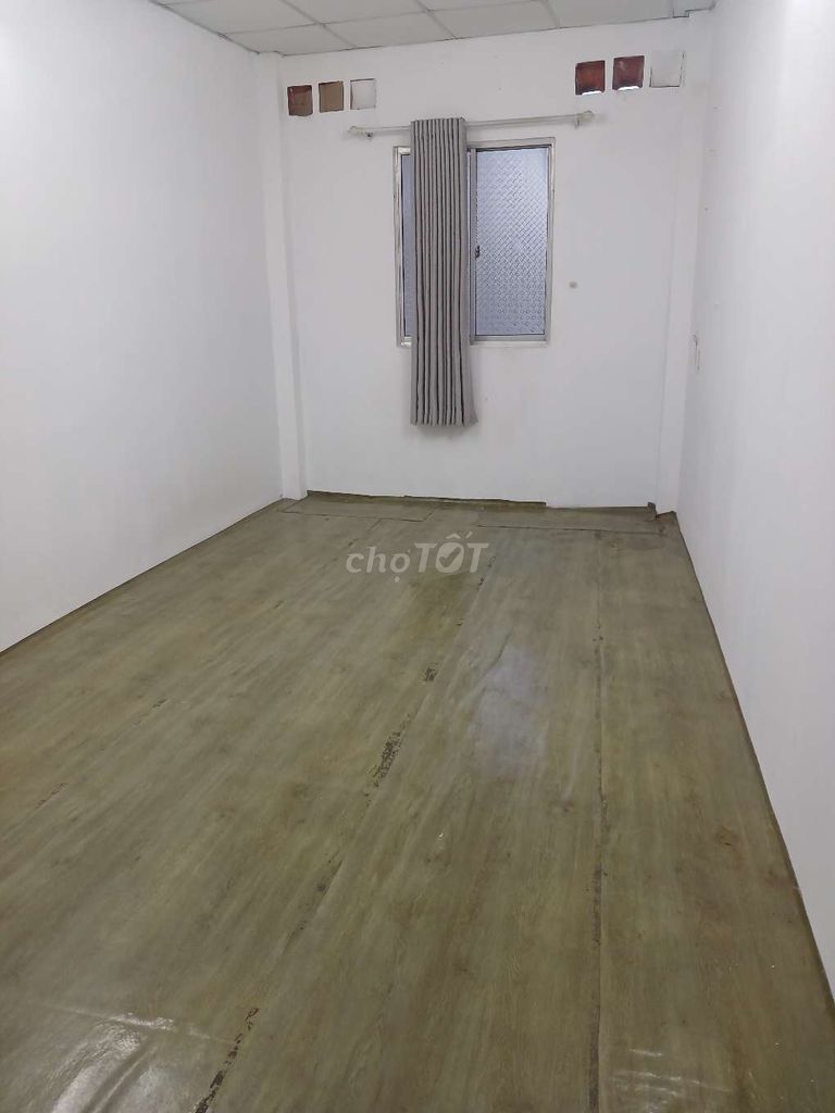 Room 18 m2 Phan Văn Trị, P.Bình Thạnh