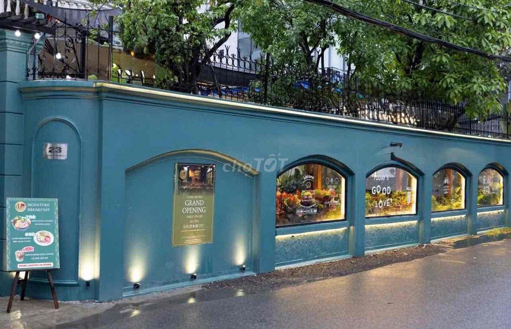 Rent Thảo Điền District 2(800 m2) for 135 million suitable restaurant 2000