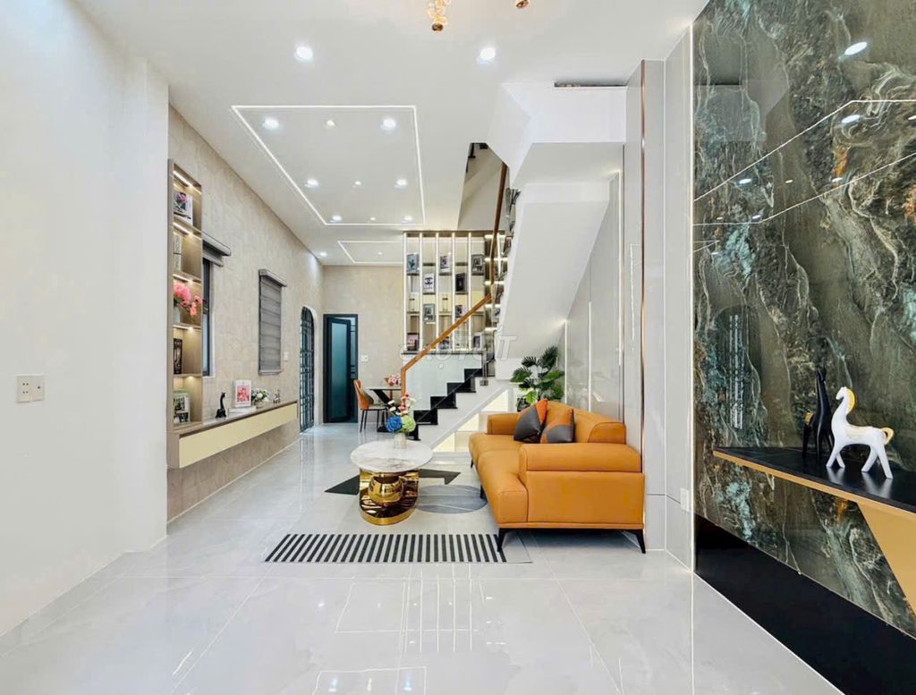 Corner Fullland 5 meters Thống Nhất-7.15 x13 meters 3 floors - 5 bedroom 5 toilets