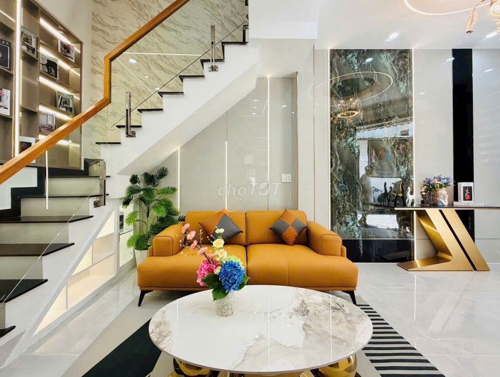 Corner Fullland 5 meters Thống Nhất-7.15 x13 meters 3 floors - 5 bedroom 5 toilets