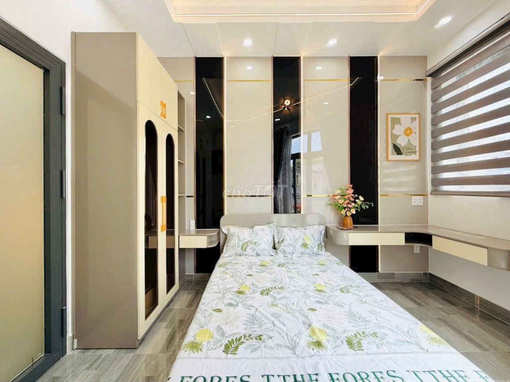 Corner Fullland 5 meters Thống Nhất-7.15 x13 meters 3 floors - 5 bedroom 5 toilets