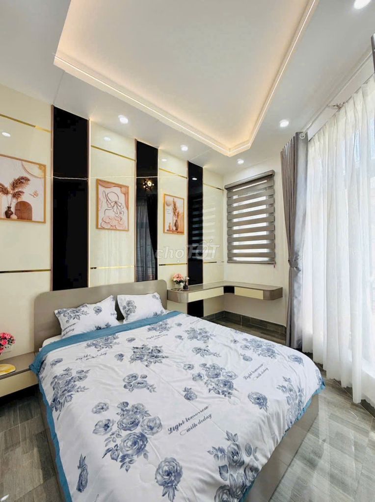 Corner Fullland 5 meters Thống Nhất-7.15 x13 meters 3 floors - 5 bedroom 5 toilets
