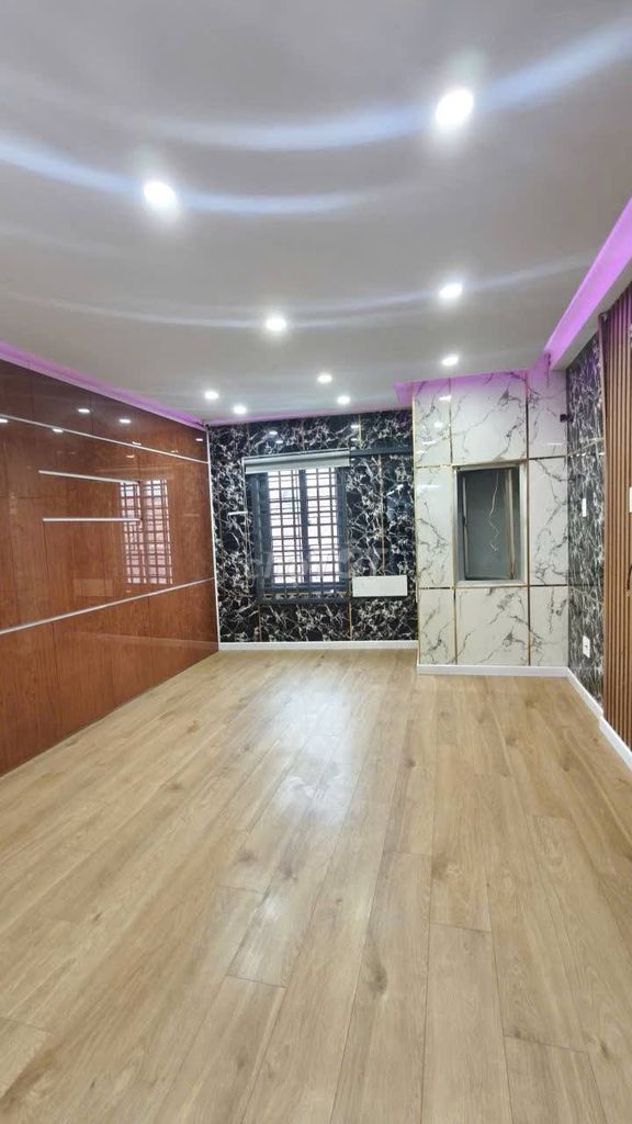 Renting the entire Gò Dầu alley - 4 x 18-two-four bedrooms only 18 million.