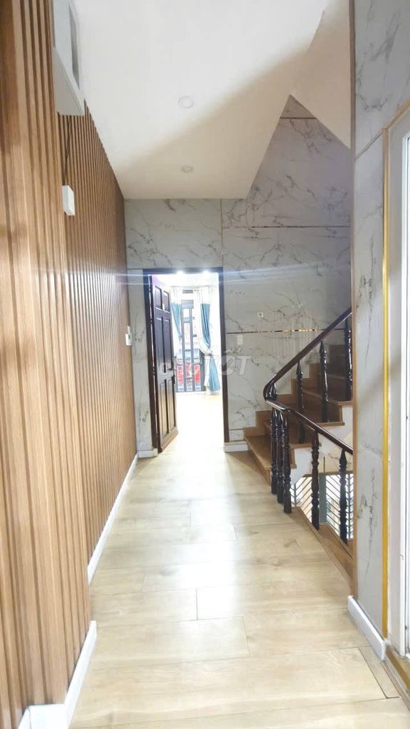 Renting the entire Gò Dầu alley - 4 x 18-two-four bedrooms only 18 million.