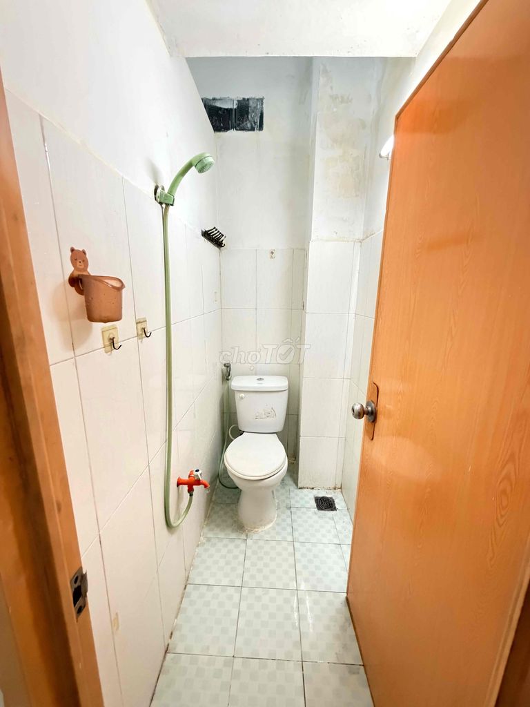 Rent the District 10 room.