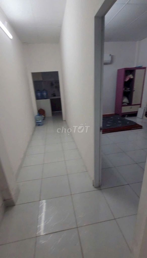 Rent an alley 5 M through Nguyễn Cửu Đàm 4 x 14 M has 2 bedrooms