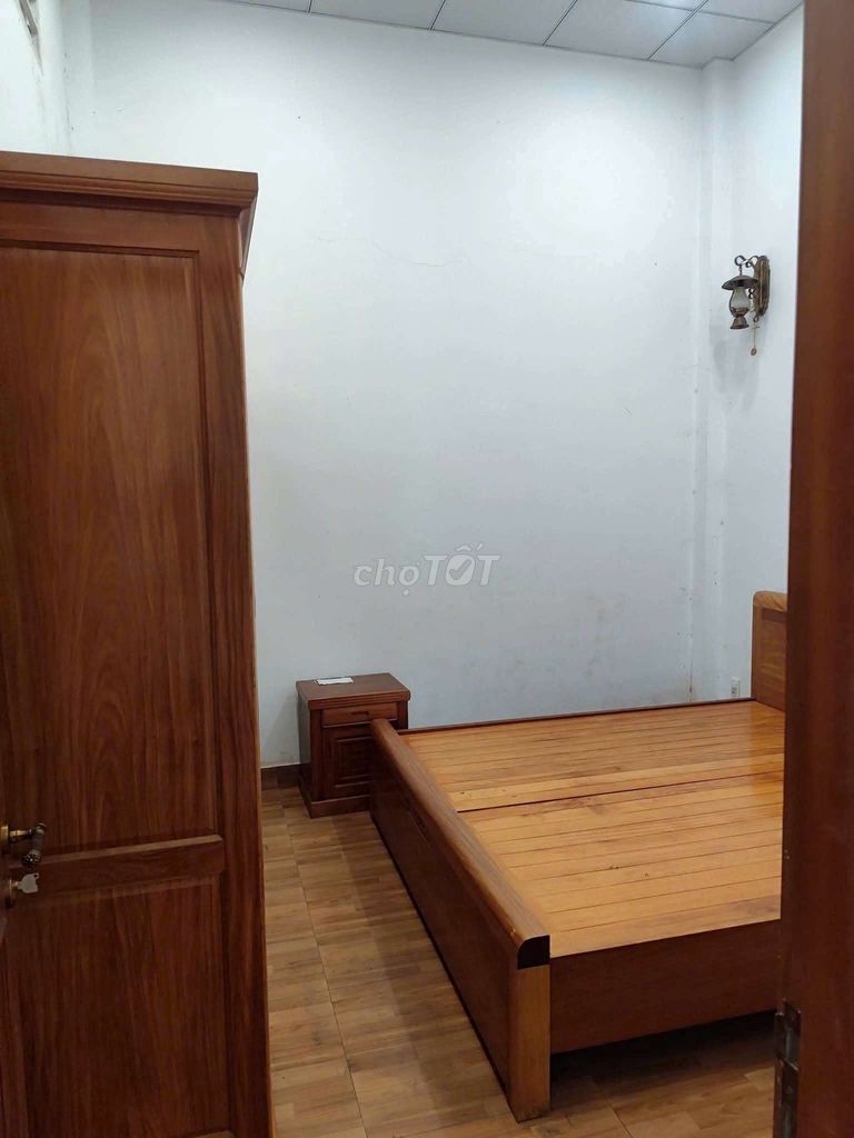 front house 5 M x 33 M Huỳnh Thị Hai,P.itch District 12