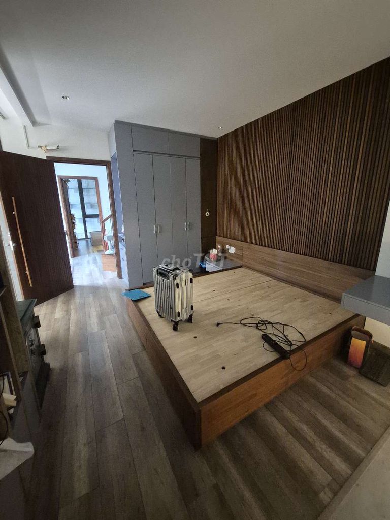 Rent 5 X15 M 3 4 floors 4 bedroom 4m street toilets right in Tây Thạnh