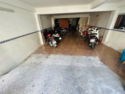 High-end Central Mountain boarding room: 32 meters2, full interior, new room