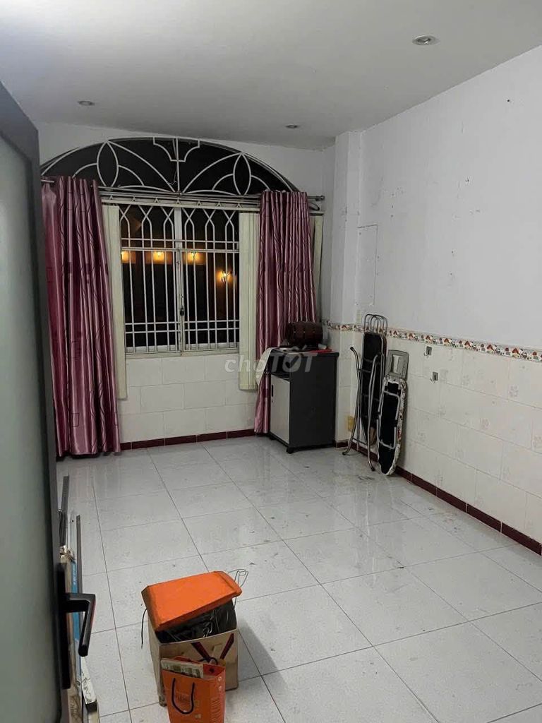 Rent the entire Nguyễn Đình Chính cash, Phú Nhuận