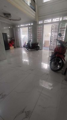 Rent room for a nice Liên Tỉnh 5-5-5-4-1M2-$4.2 million.