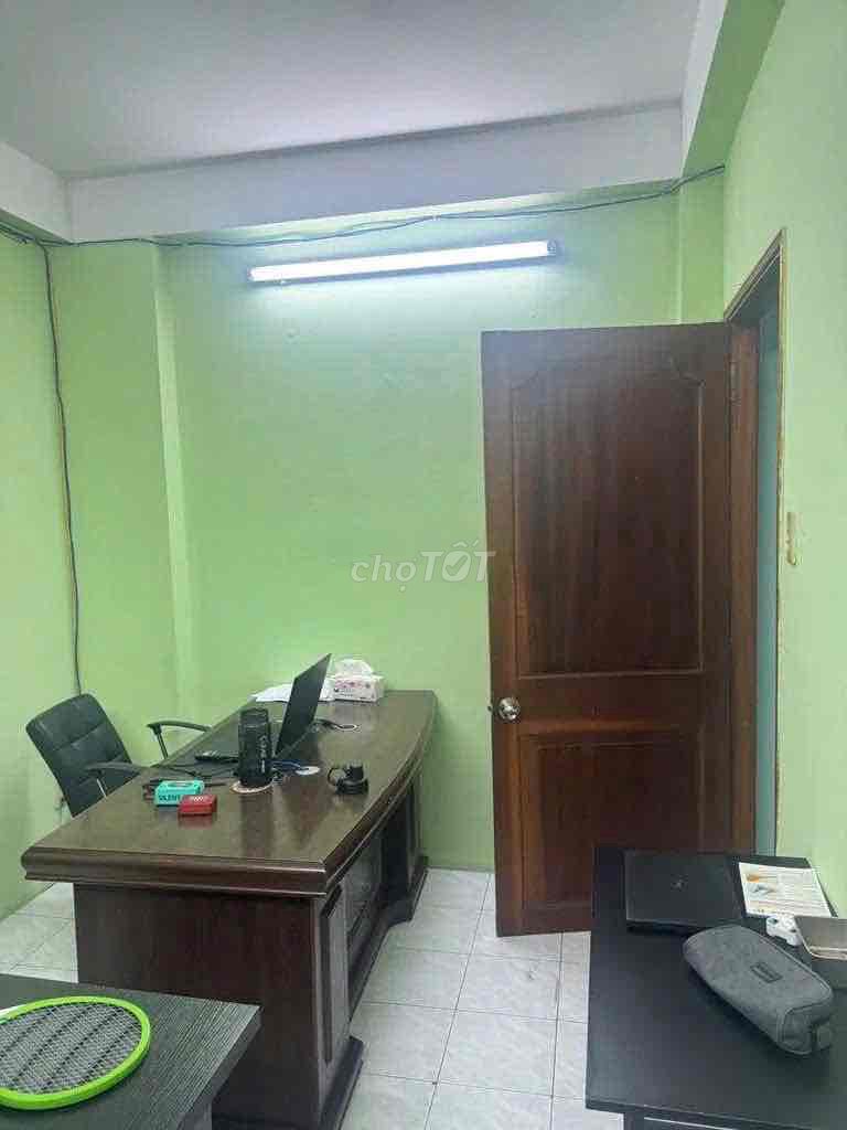 The  cmt8 district 10 40 m2 3 floors 4th floor - near 4 M - 15 Million