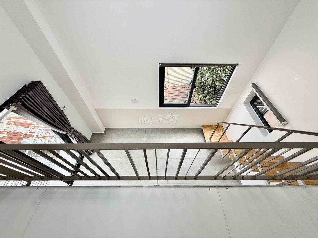 The service apartment has a full complex Trường Chinh