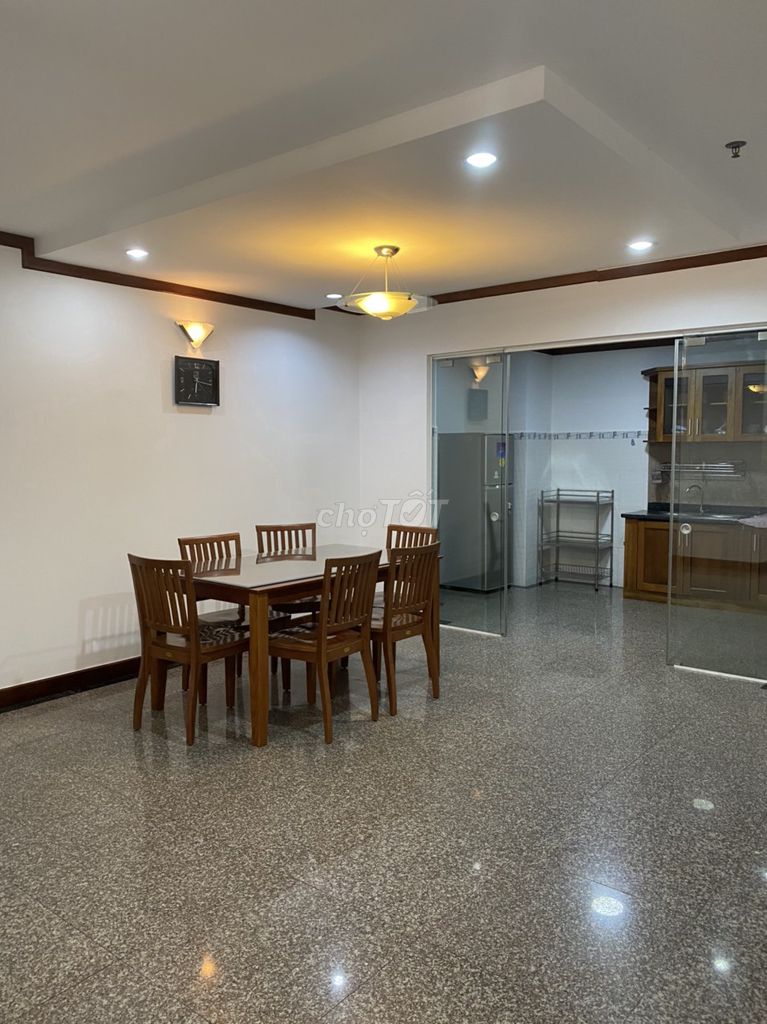 We rent 150 meters 3 bedroom 2 2 toilet 3 - 3 air-cold machines 14.5 million a month