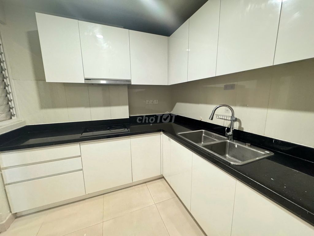 Vista Verde-three bedrooms. 136 M2 basic interiors cost only 27 million a month.