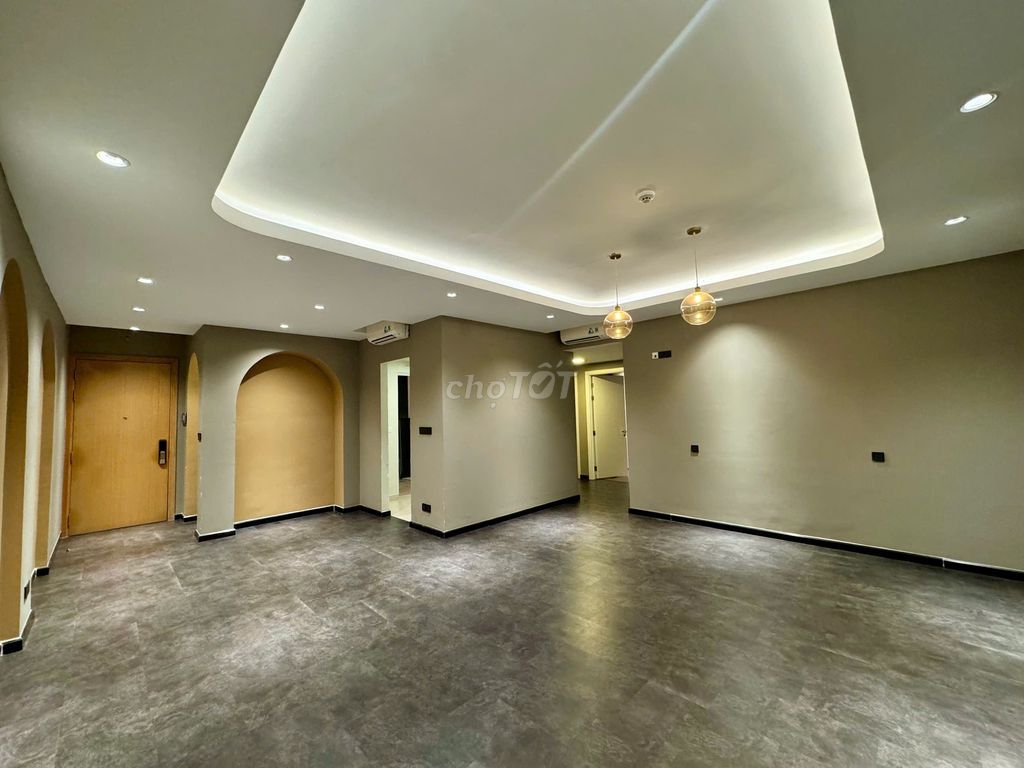 Vista Verde-three bedrooms. 136 M2 basic interiors cost only 27 million a month.