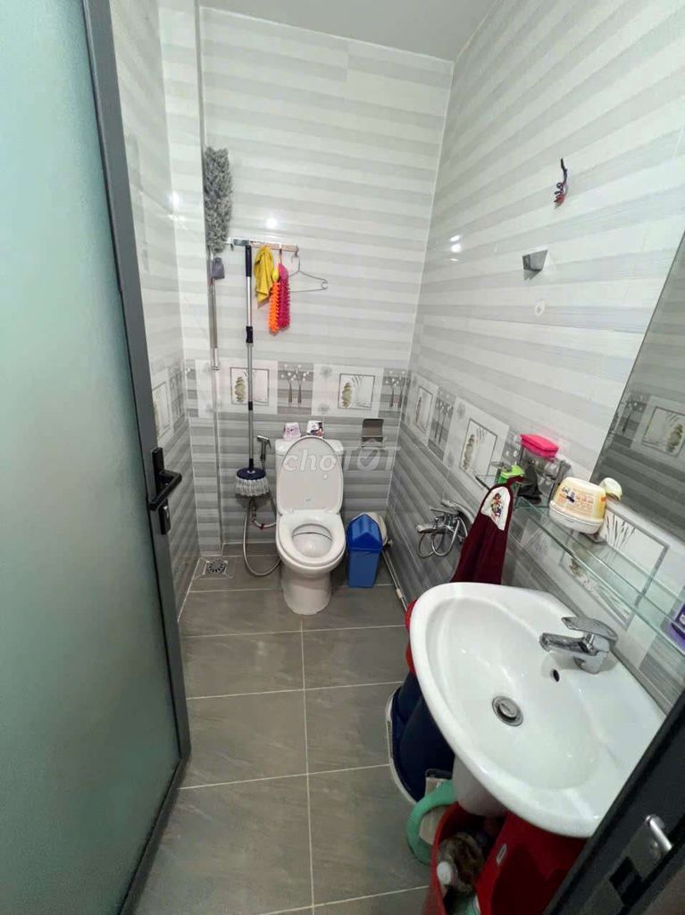 11-year-old fancy new home for renting nc minus 5th floor P plus area 4*15.