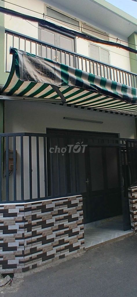 Original, 5 6 meters, balcony cast, traffic alley