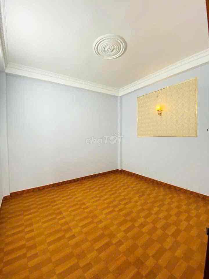 Rent a six-yard số 12 Bình Tân 3th floor x12 m. 12 million bedroom 4 tol