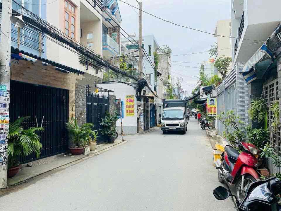Rent a six-yard số 12 Bình Tân 3th floor x12 m. 12 million bedroom 4 tol