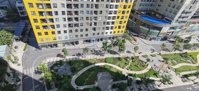 Renting two bedrooms, two toilets, 52 meters, 6.5 million next door.