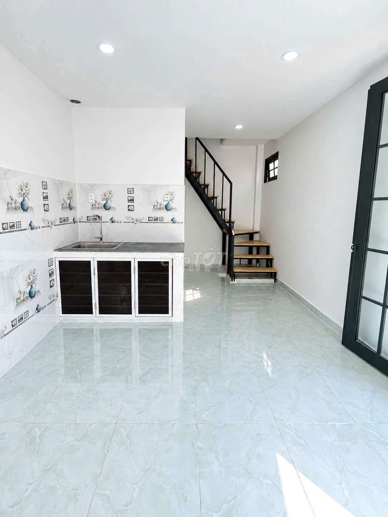 5 million for the new apartment building on Lê Văn Thịnh District 2.