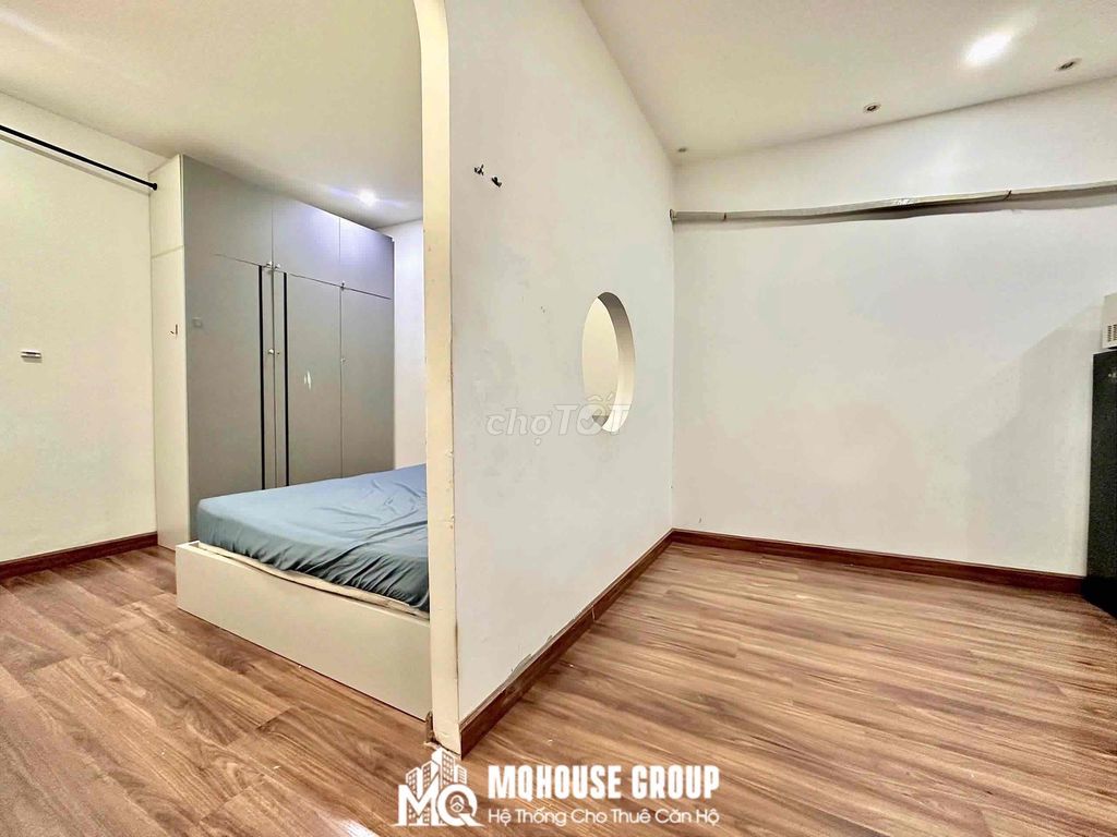 The kitchen room is 35 meters of private laundry. Tân Định, Oct Lit eight