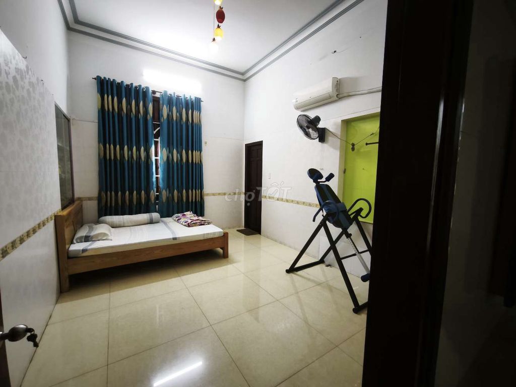 House 250 m2 has yard 500 m2 sd Tô Ngọc Vân