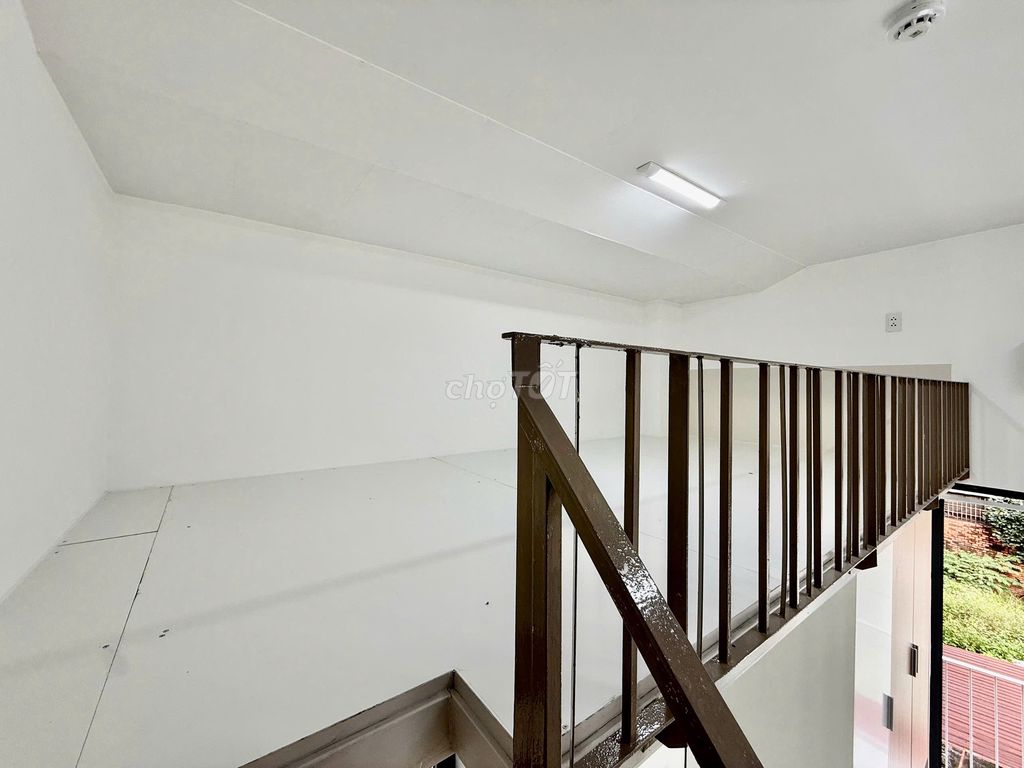 rented new rooms ready for construction balconies at the clear market