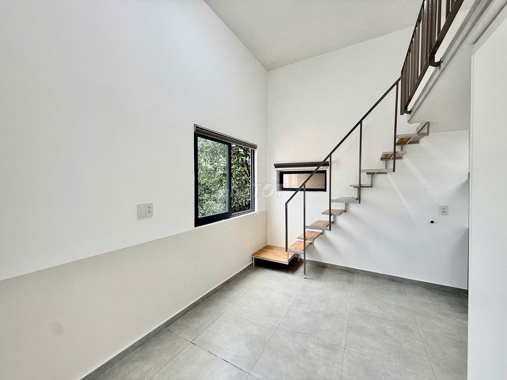 rented new rooms ready for construction balconies at the clear market