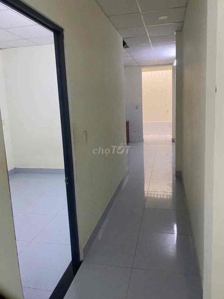 Rent a new house built in Hiệp Thành District 12 130 meters 8 million refrigerators 5 meters 3 bedrooms