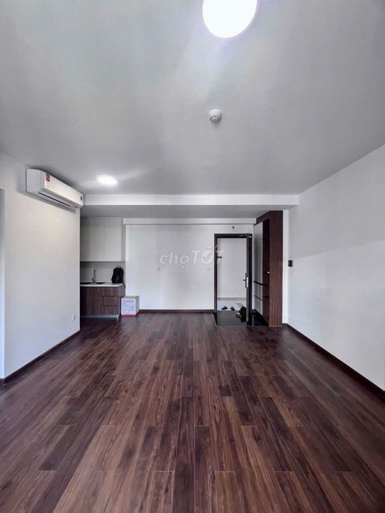 So let's call it an 85-foot-two-two bedroom - 3 air-cold machines, mn, - 11 million-five- View Beautiful.