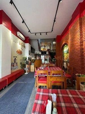 Rent a Phan Xích Long x18 M M M earth 4th floor 4 bedroom 4 toilets cost 50 million