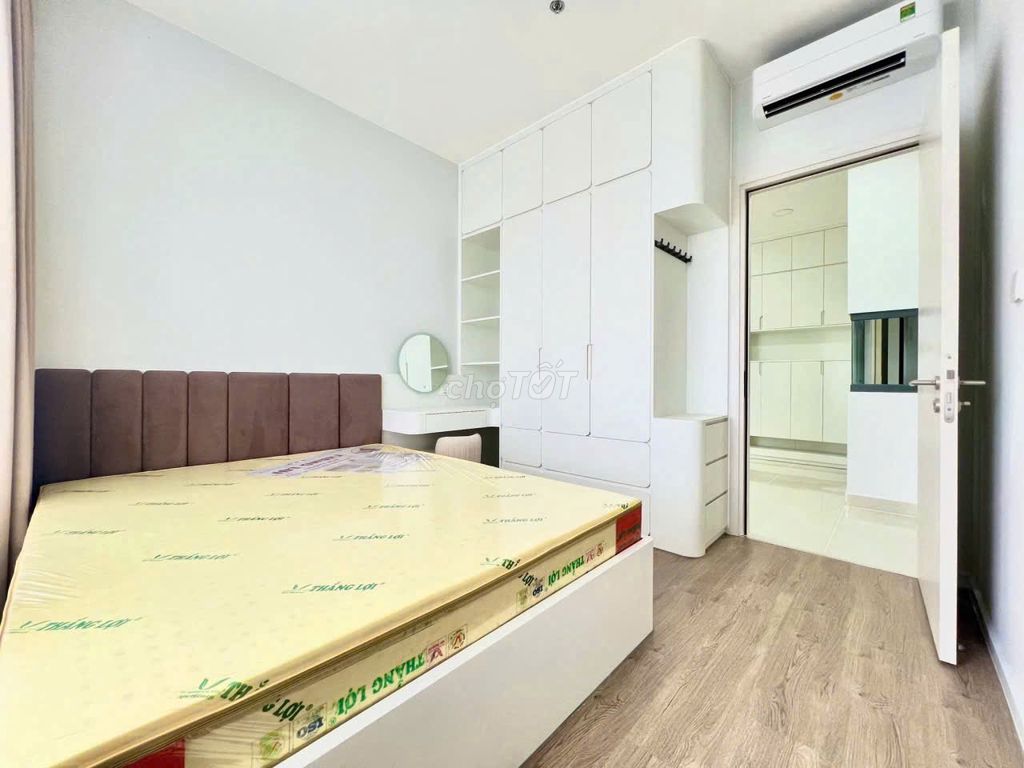 Xi Grand Court-Lí usually has a three-way corner, 22 million a month.