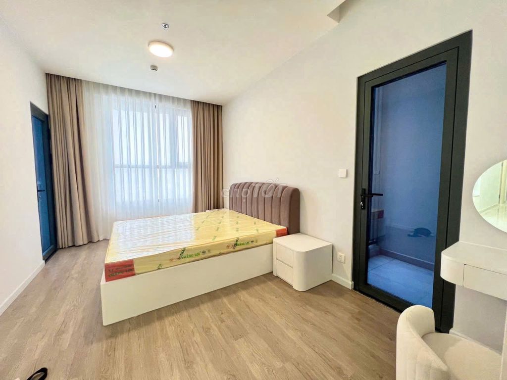 Xi Grand Court-Lí usually has a three-way corner, 22 million a month.