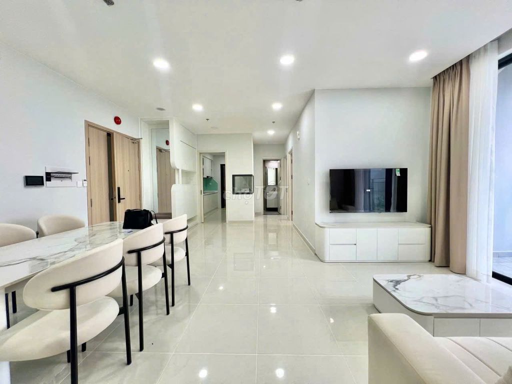Xi Grand Court-Lí usually has a three-way corner, 22 million a month.