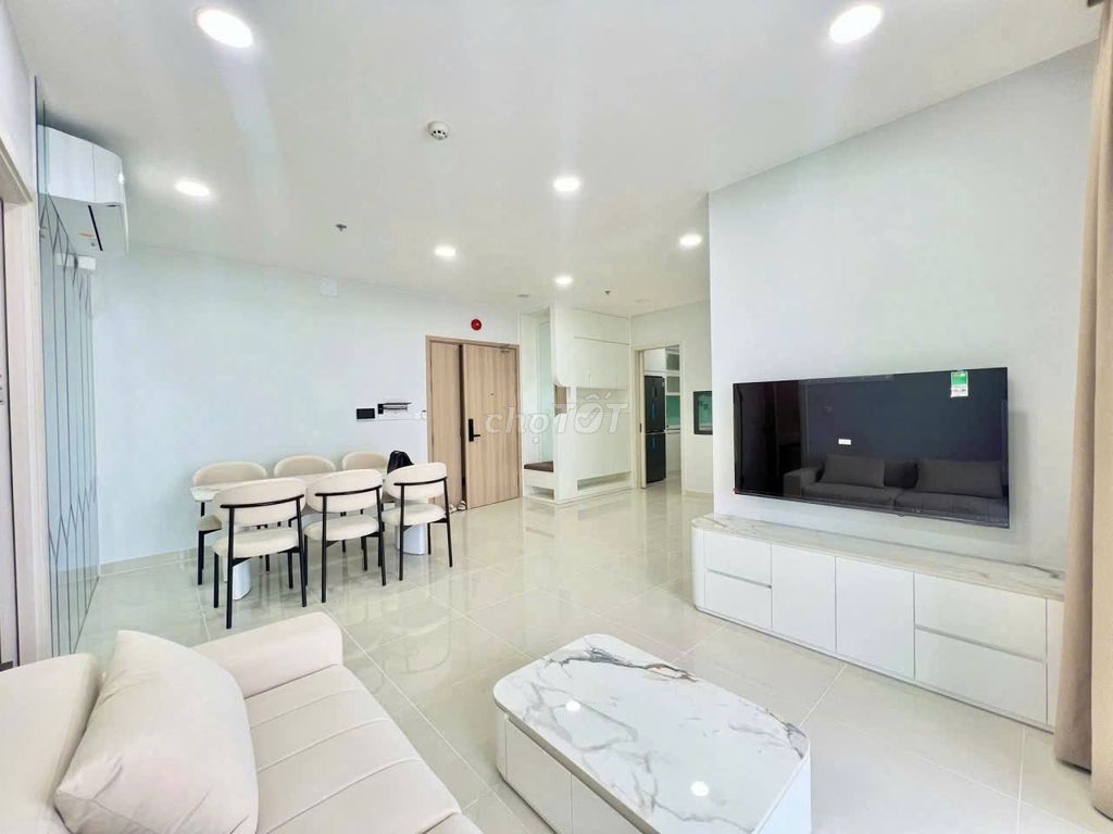 Xi Grand Court-Lí usually has a three-way corner, 22 million a month.