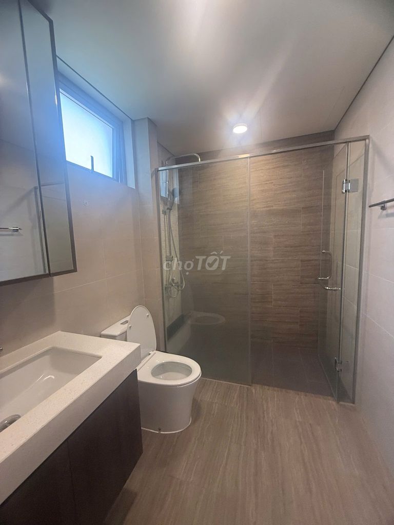 The owner signed it to a Celesta Rise-- 3 bedroom 106 M2, New, In the Right