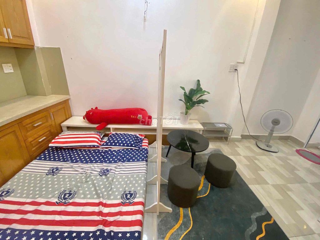 Just the right amount of commitment to the room right at the heart of the interior.