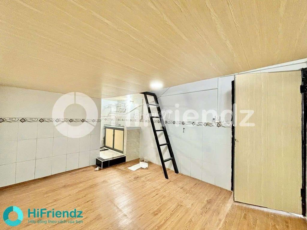 upper guard room - walking past vhu - air-cold machine - support