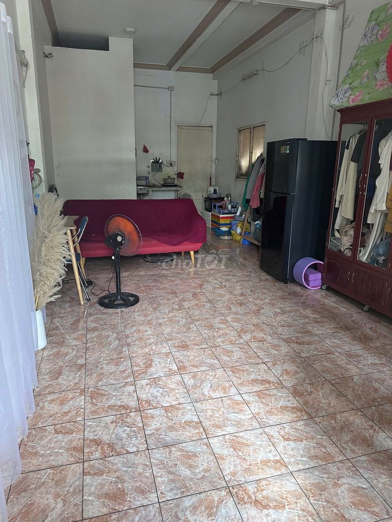 Second floor.