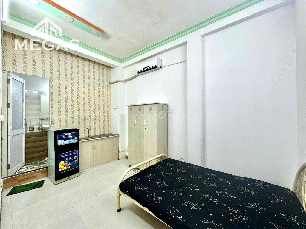 Cheap motel-- full interior-- assurance as shown-- Dương Thị Mười