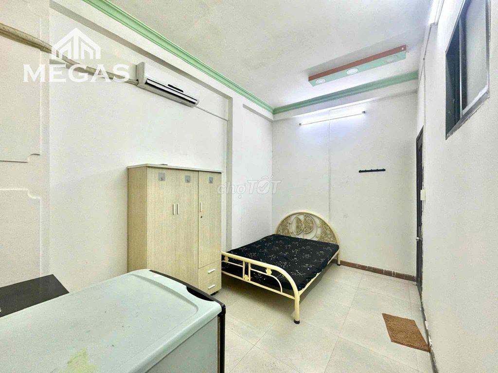 Cheap motel-- full interior-- assurance as shown-- Dương Thị Mười