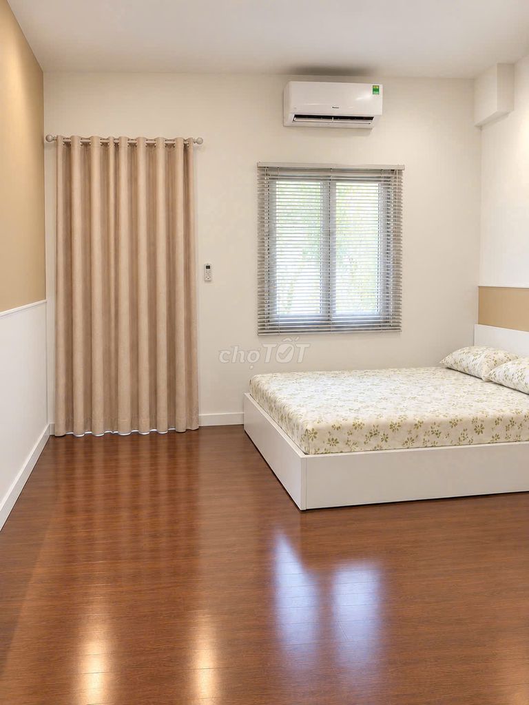 The brand new kitchen cup room, right in the center of Bình Thạnh near the dh school