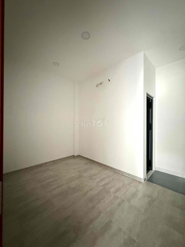 the owner of the new two bedrooms - the Hà Thị Đát rented at & office