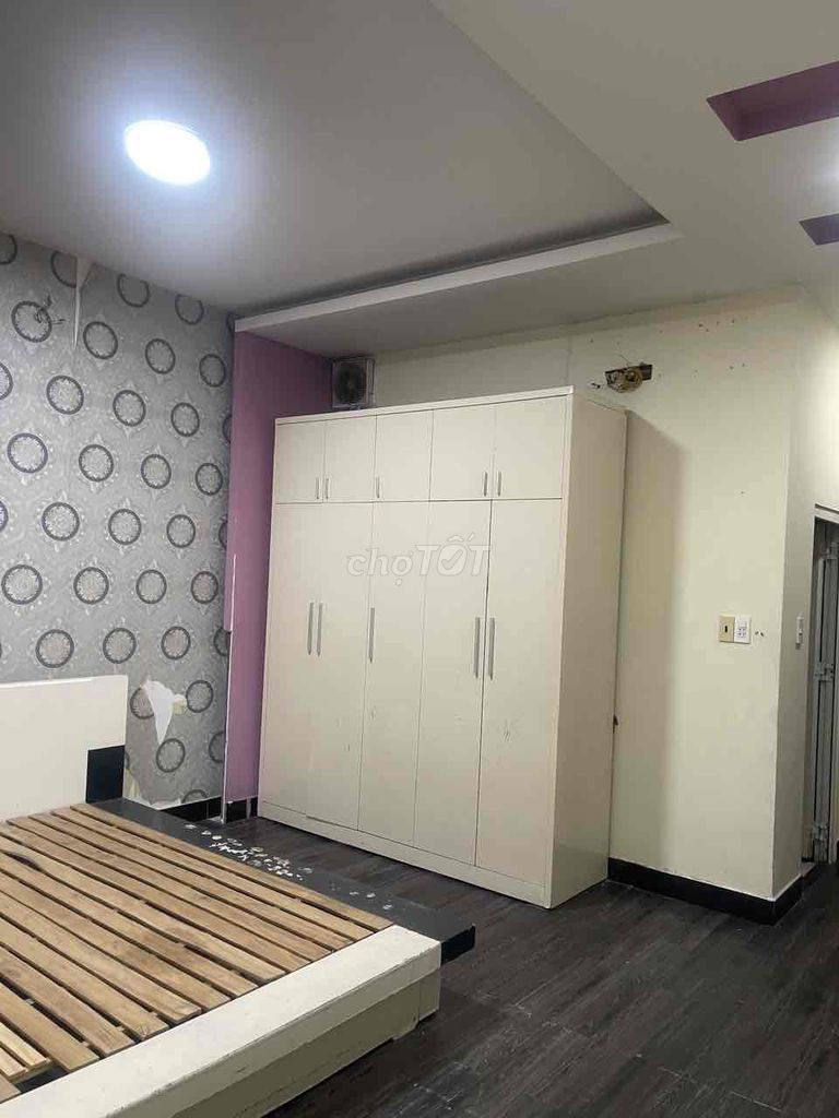 Rent Phạm Văn Chiêu-730 9 Gò Vấp 4 meters 4m 4 bedroom 5 toilets near Jellao Market